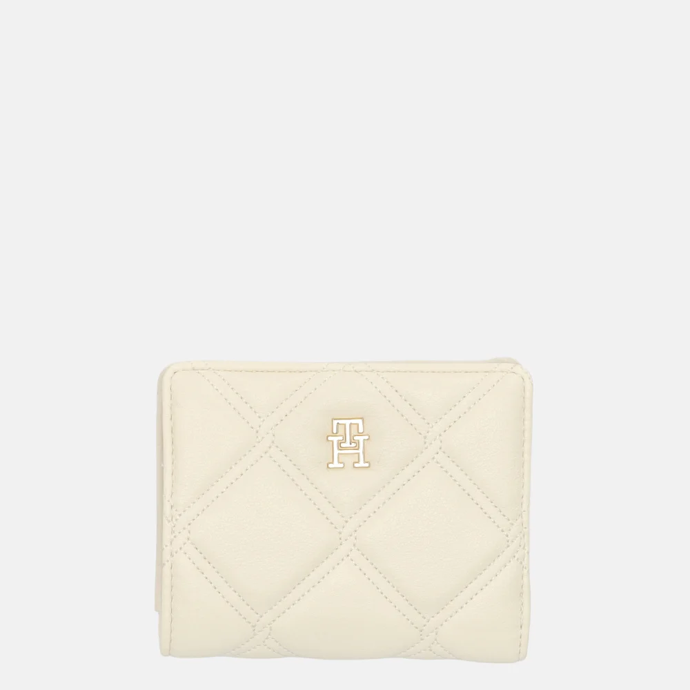 Tommy Hilfiger Feminine billfold soft cream